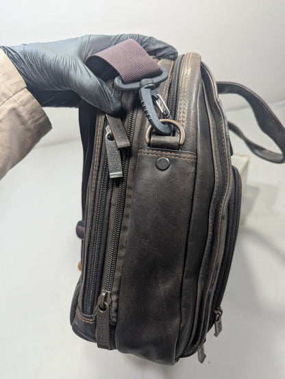 KENNETH COLE REACTION Leather  Title will update soon