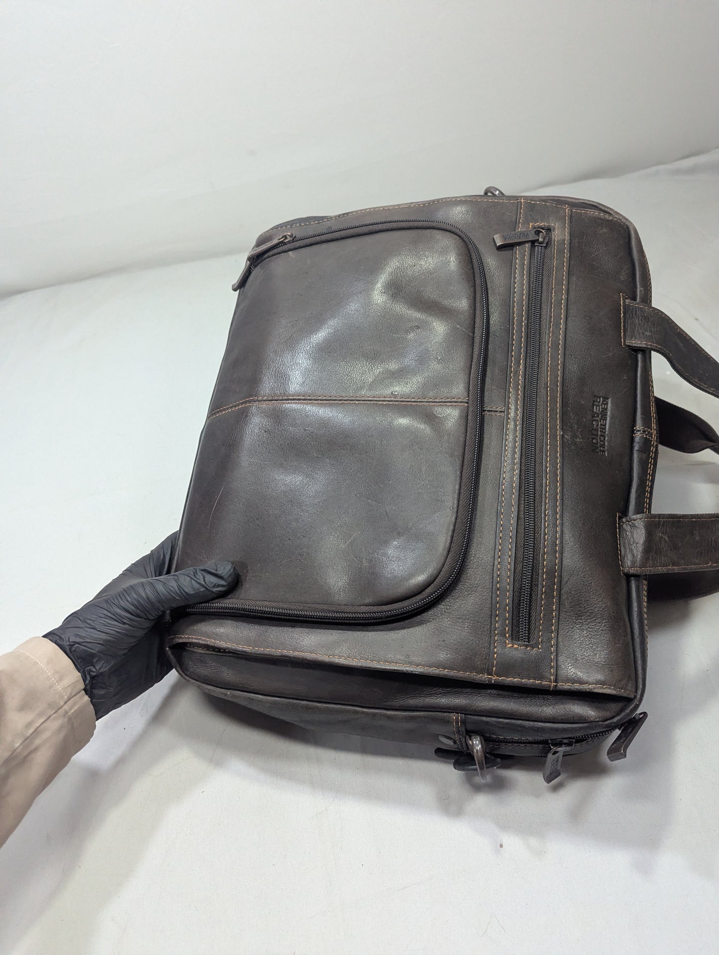 KENNETH COLE REACTION Leather  Title will update soon
