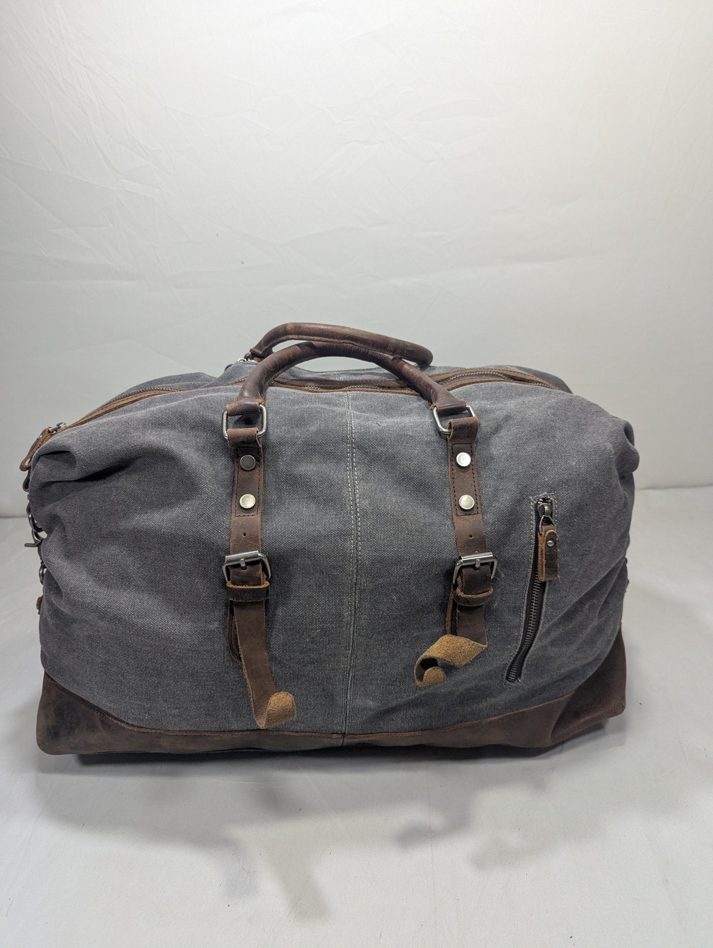 Canvas leather Title will update soon
