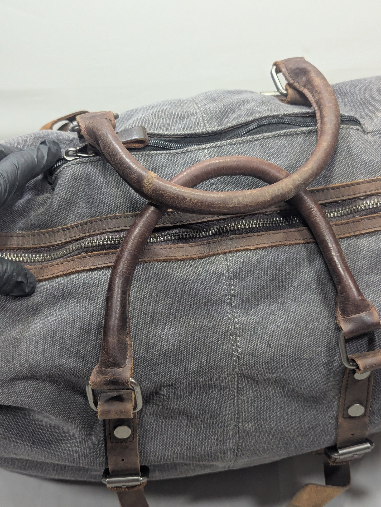 Canvas leather Title will update soon