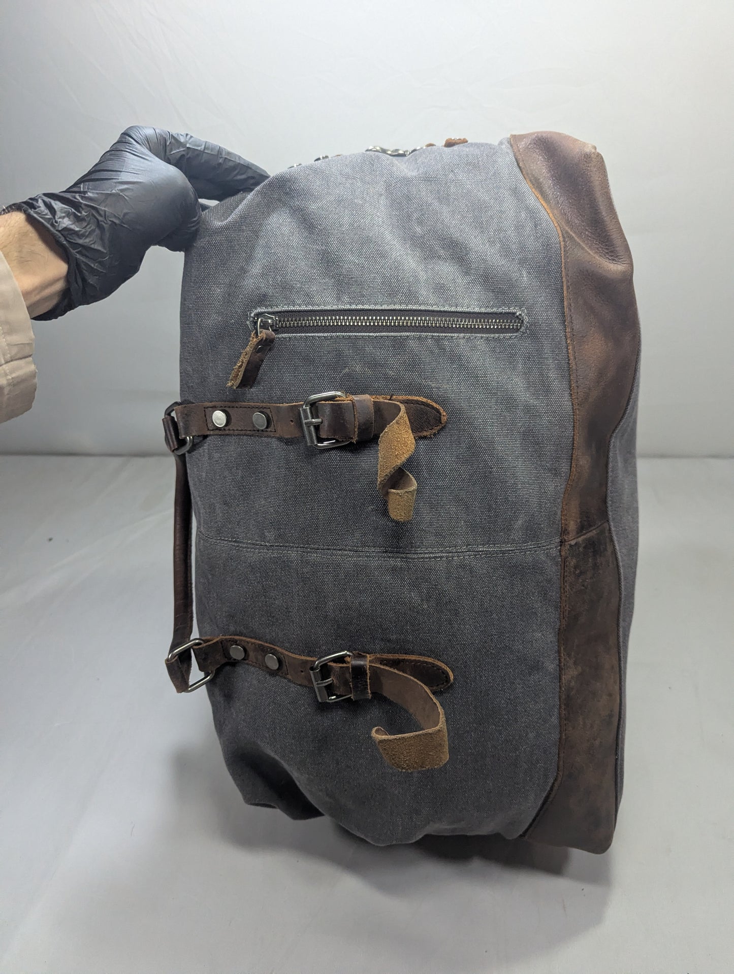Canvas leather Title will update soon