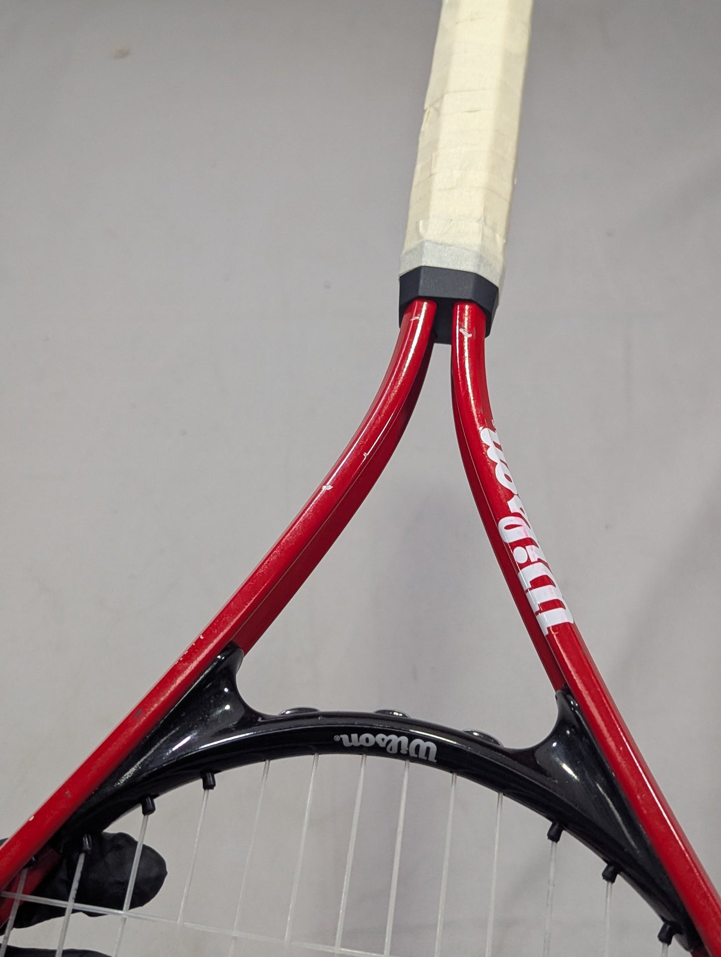 Tennis racket Title will update soon