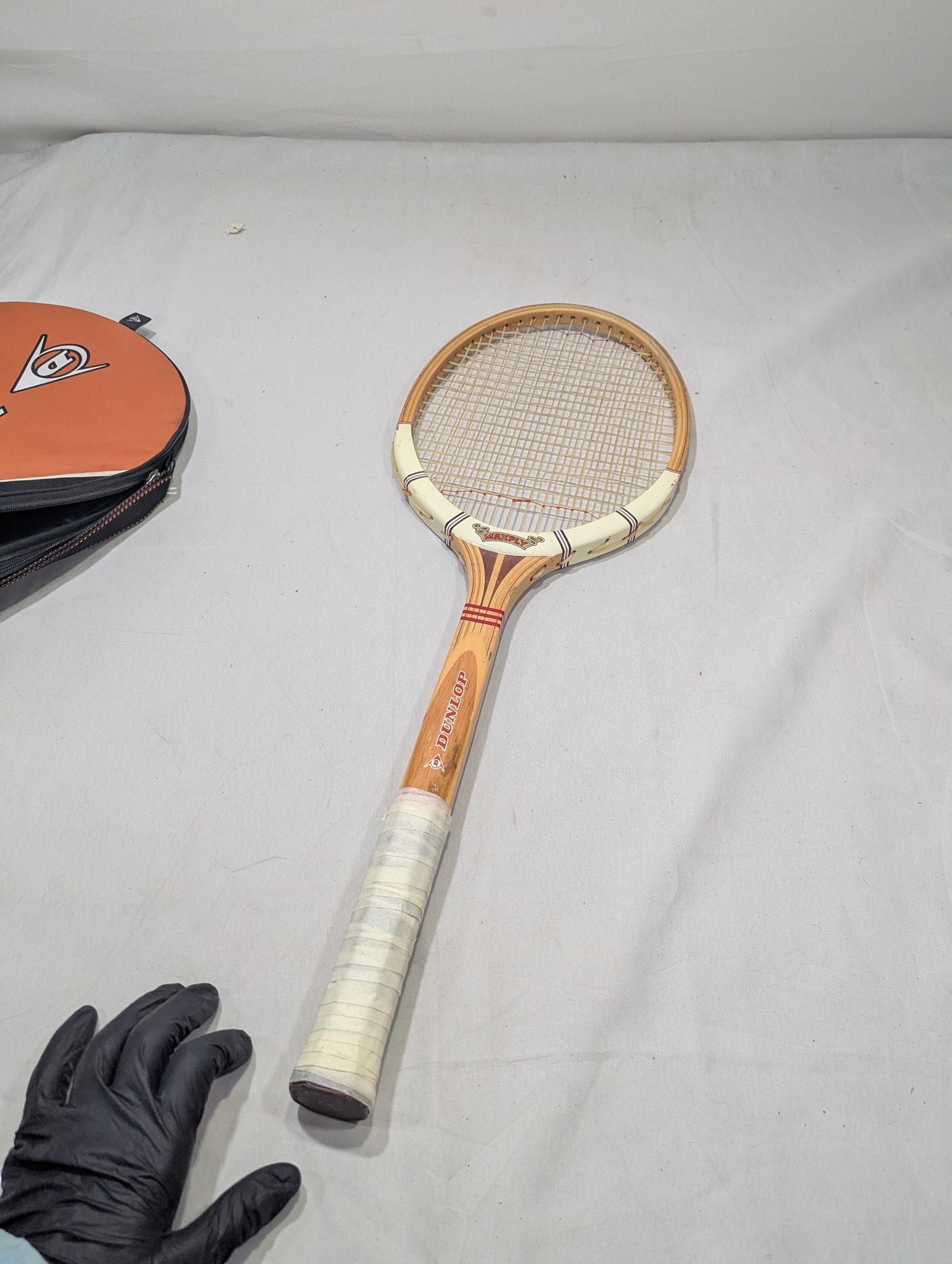 Tennis Racket Title will update soon