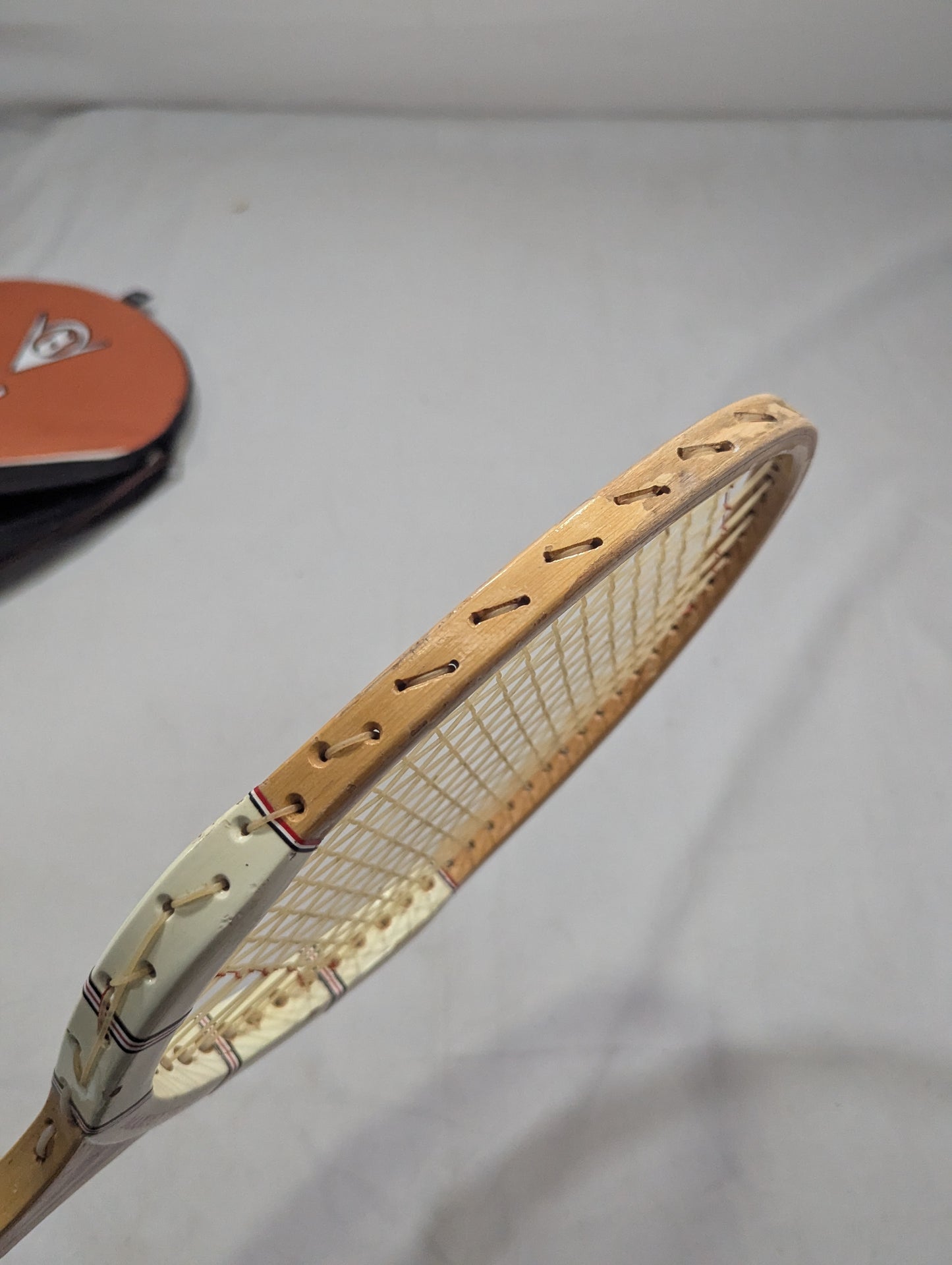 Tennis Racket Title will update soon