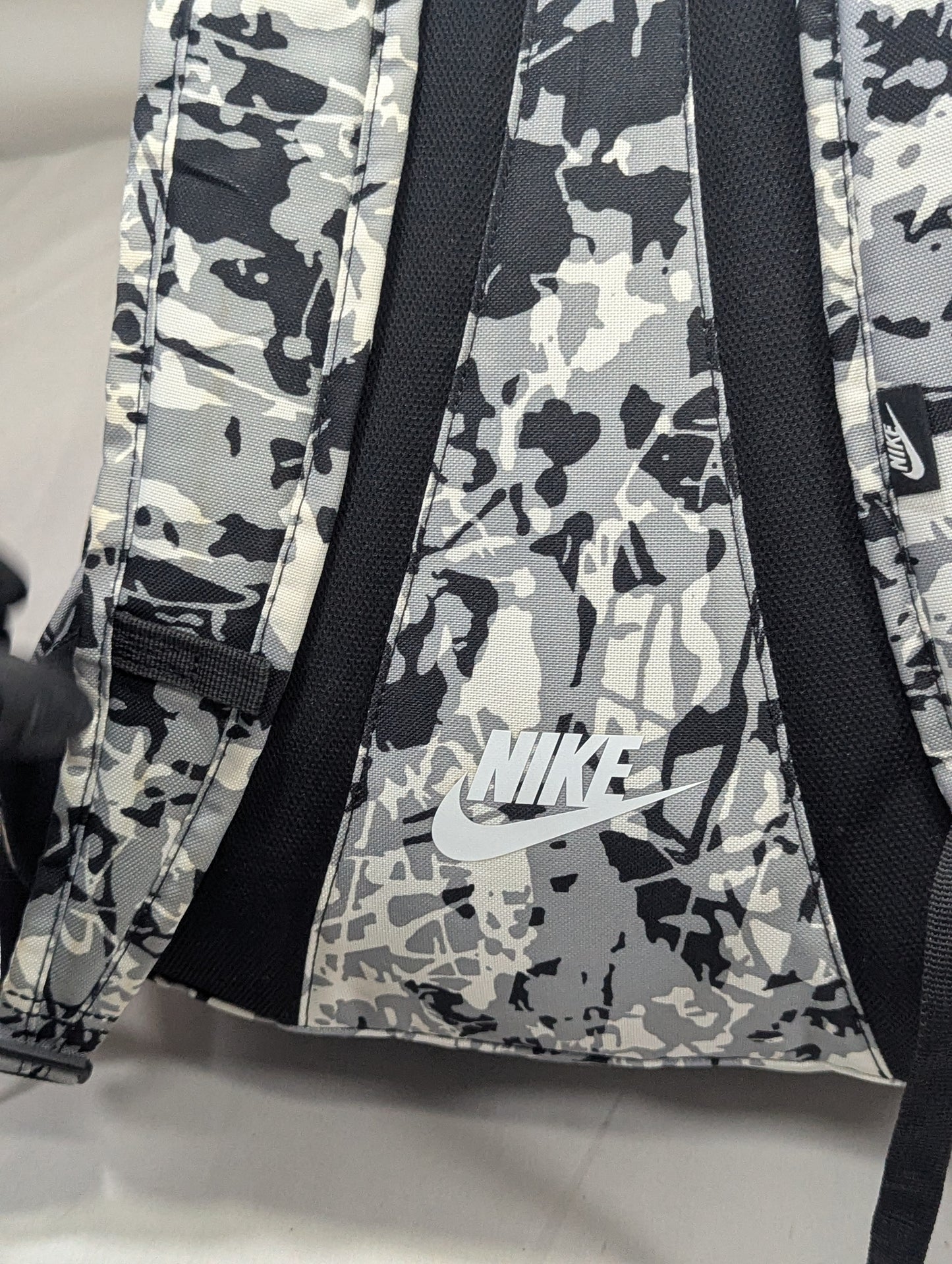 Nike Title will update soon