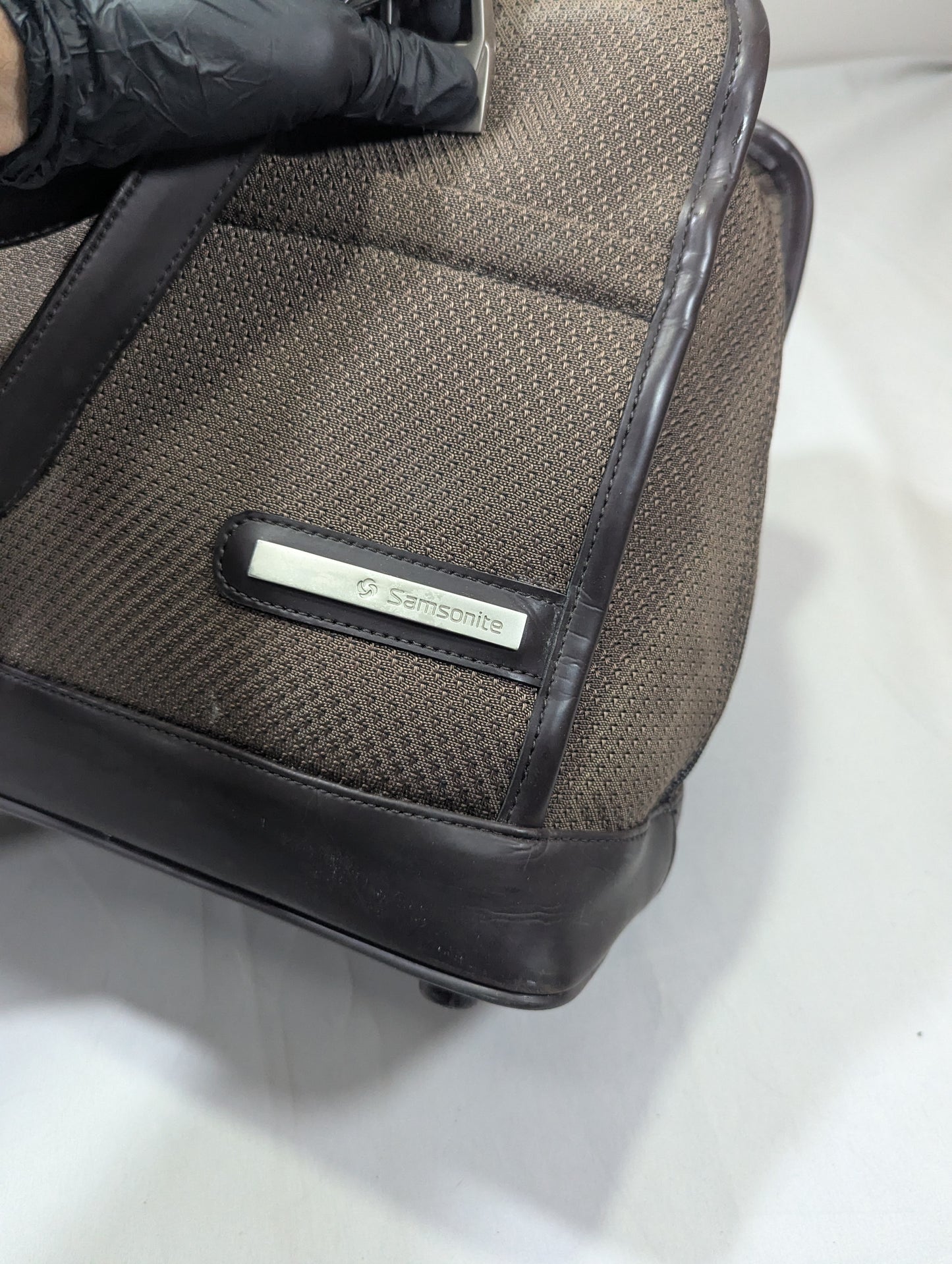 Samsonite Title will update soon