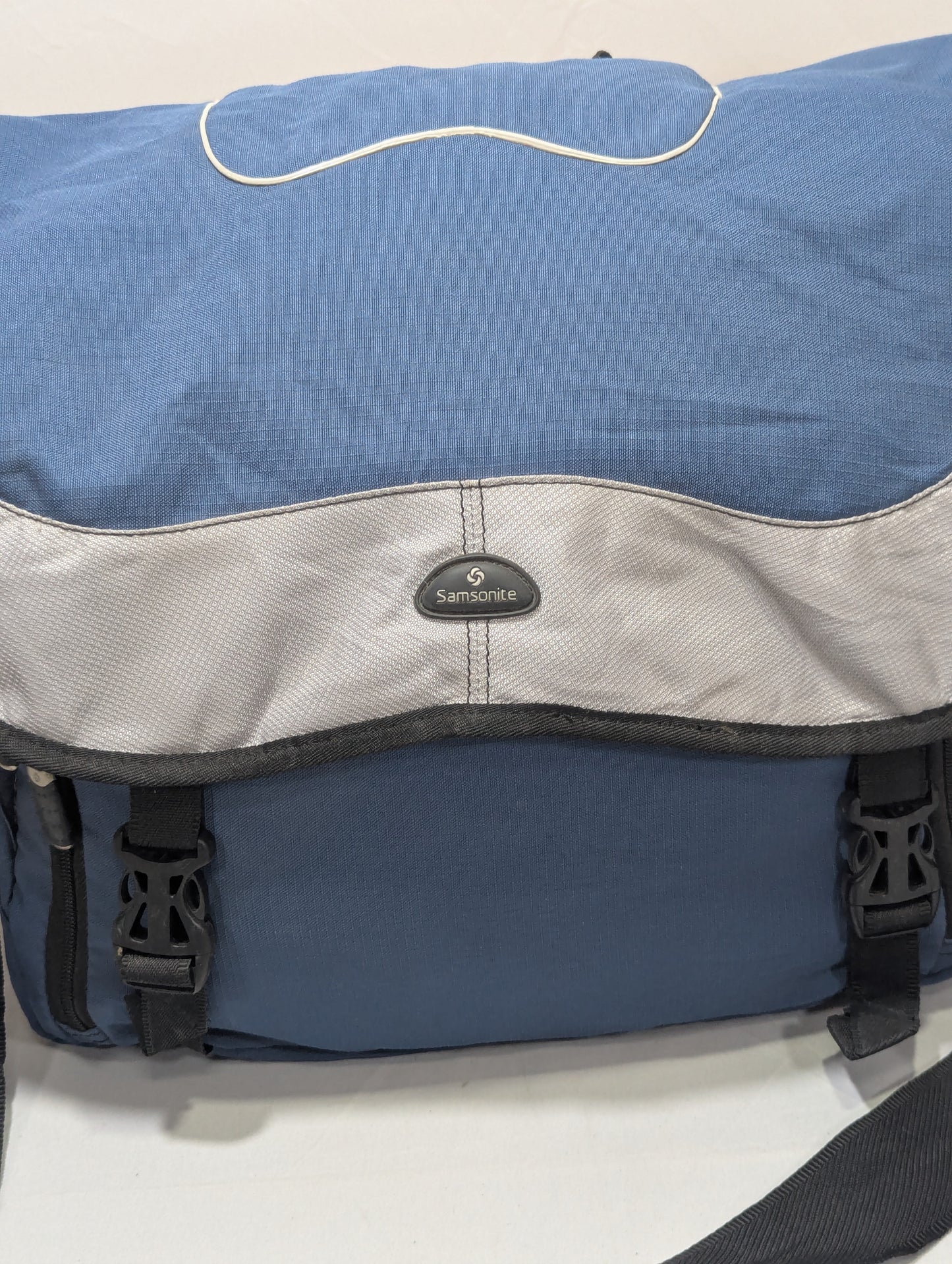 Samsonite Title will update soon