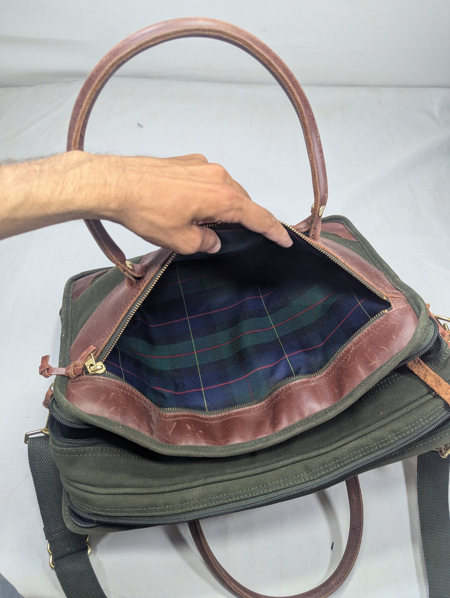 Leather Briefcase Title will update soon