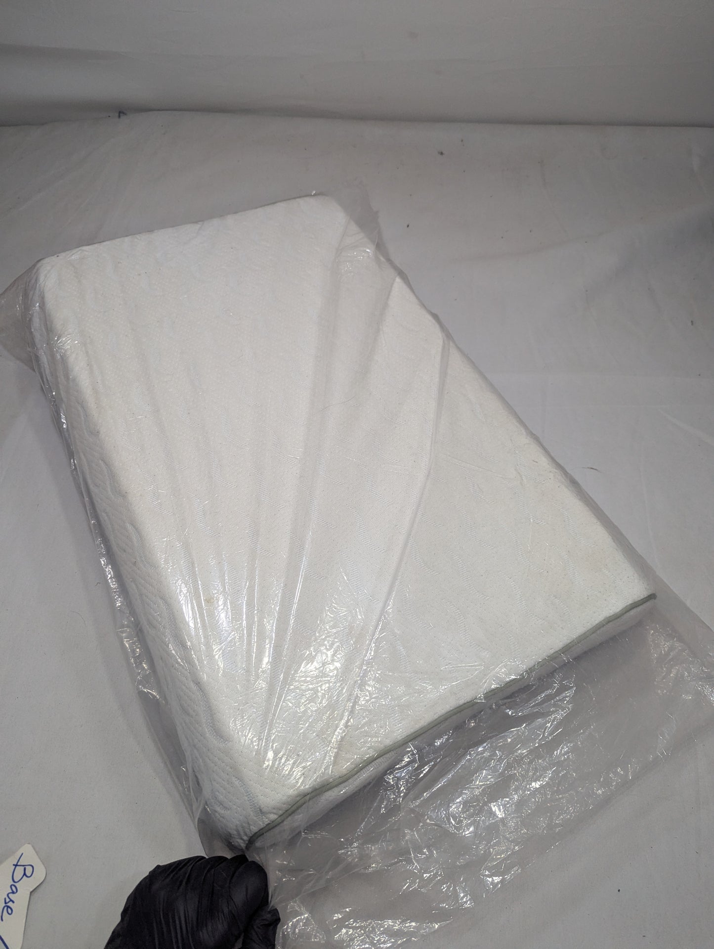 Imported Authentic Memory foam Pillow P0212