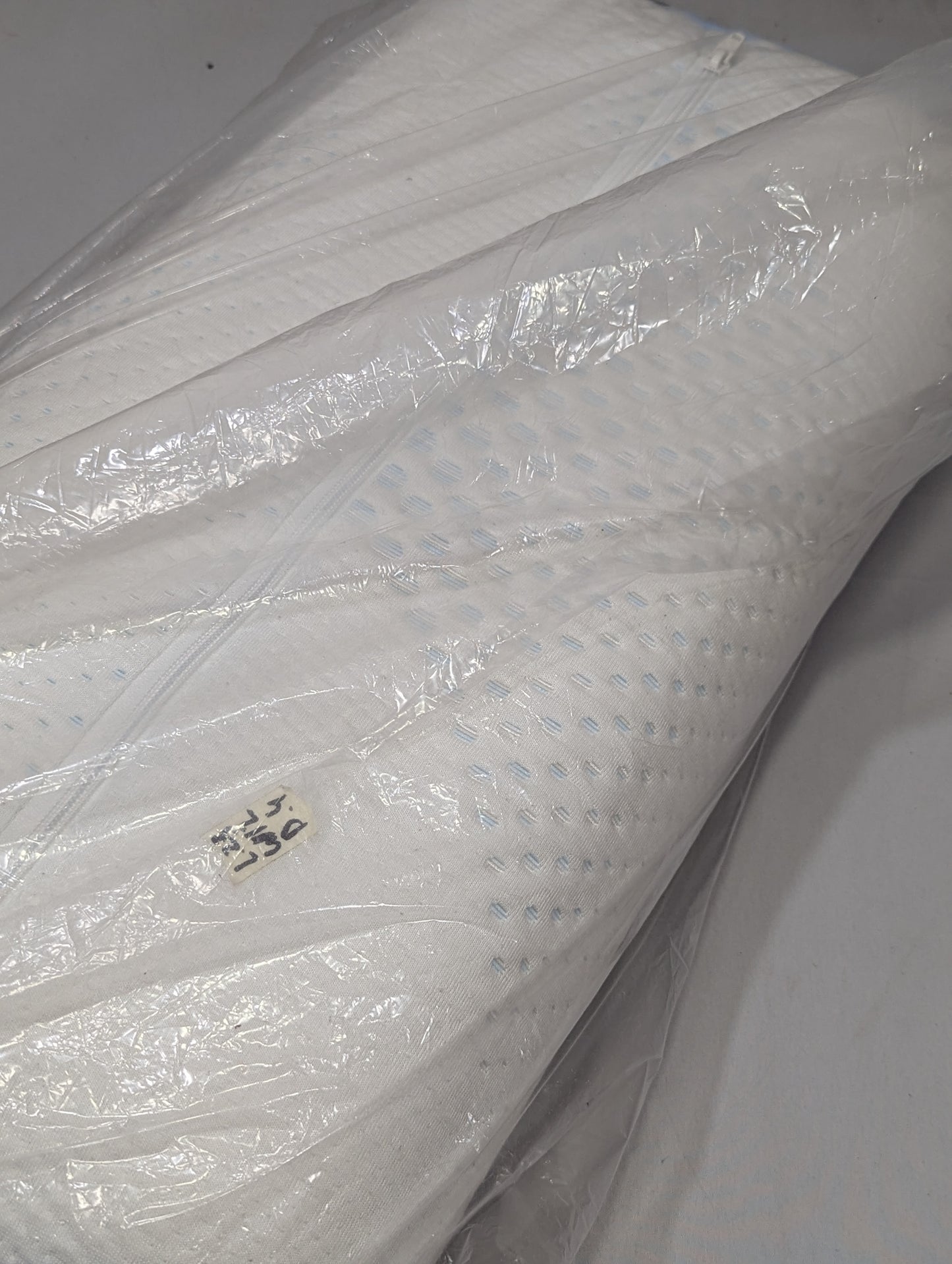 Imported Authentic Memory foam Pillow P02114
