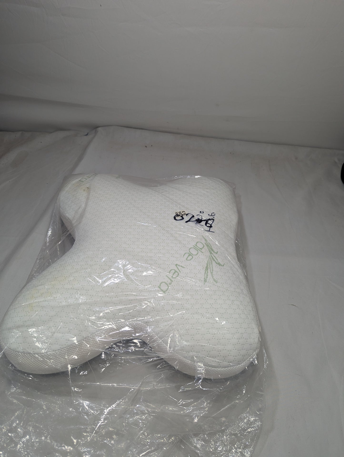 Imported Authentic Memory foam Pillow P0221