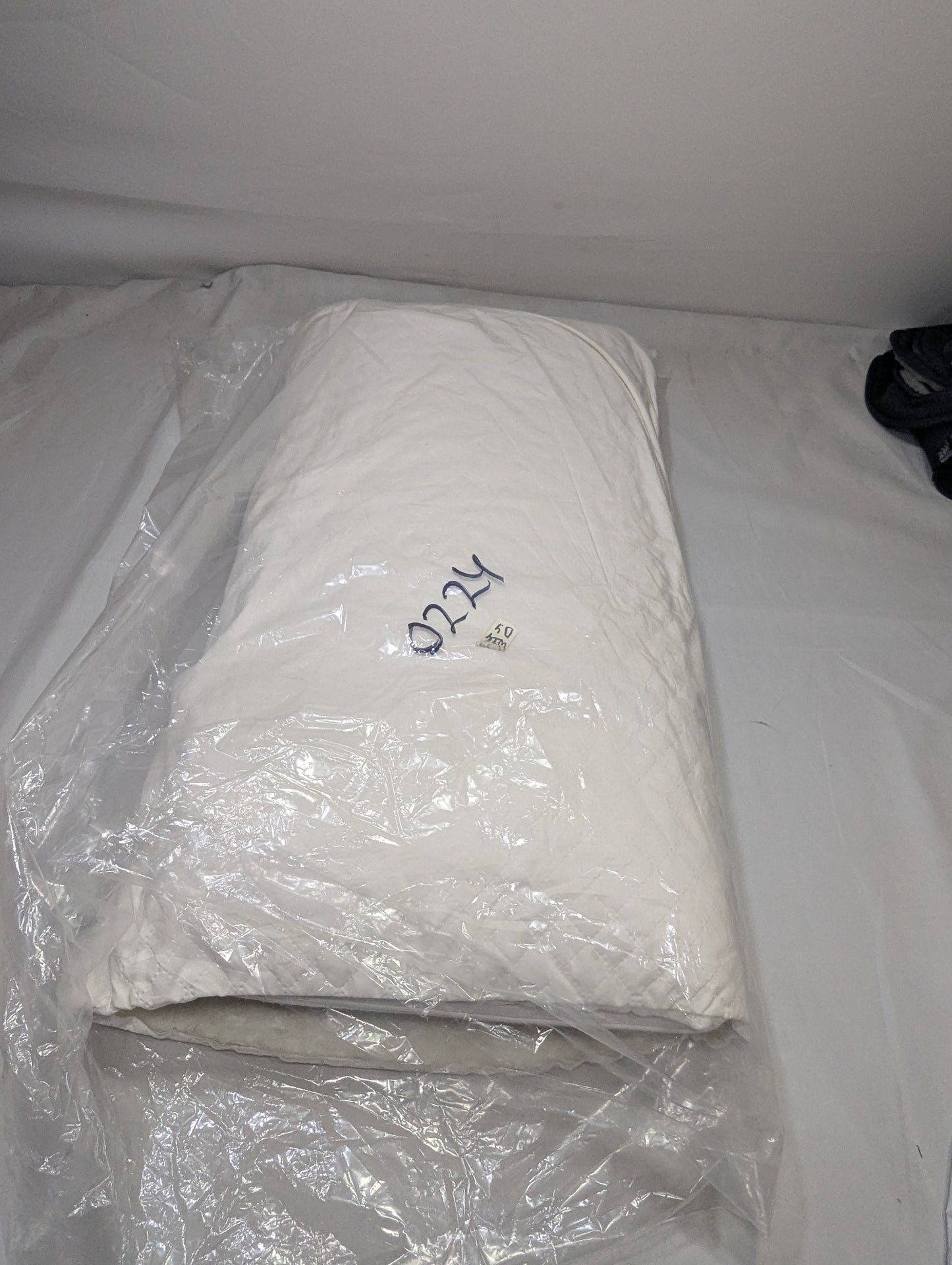 Imported Authentic Memory foam Pillow P0224