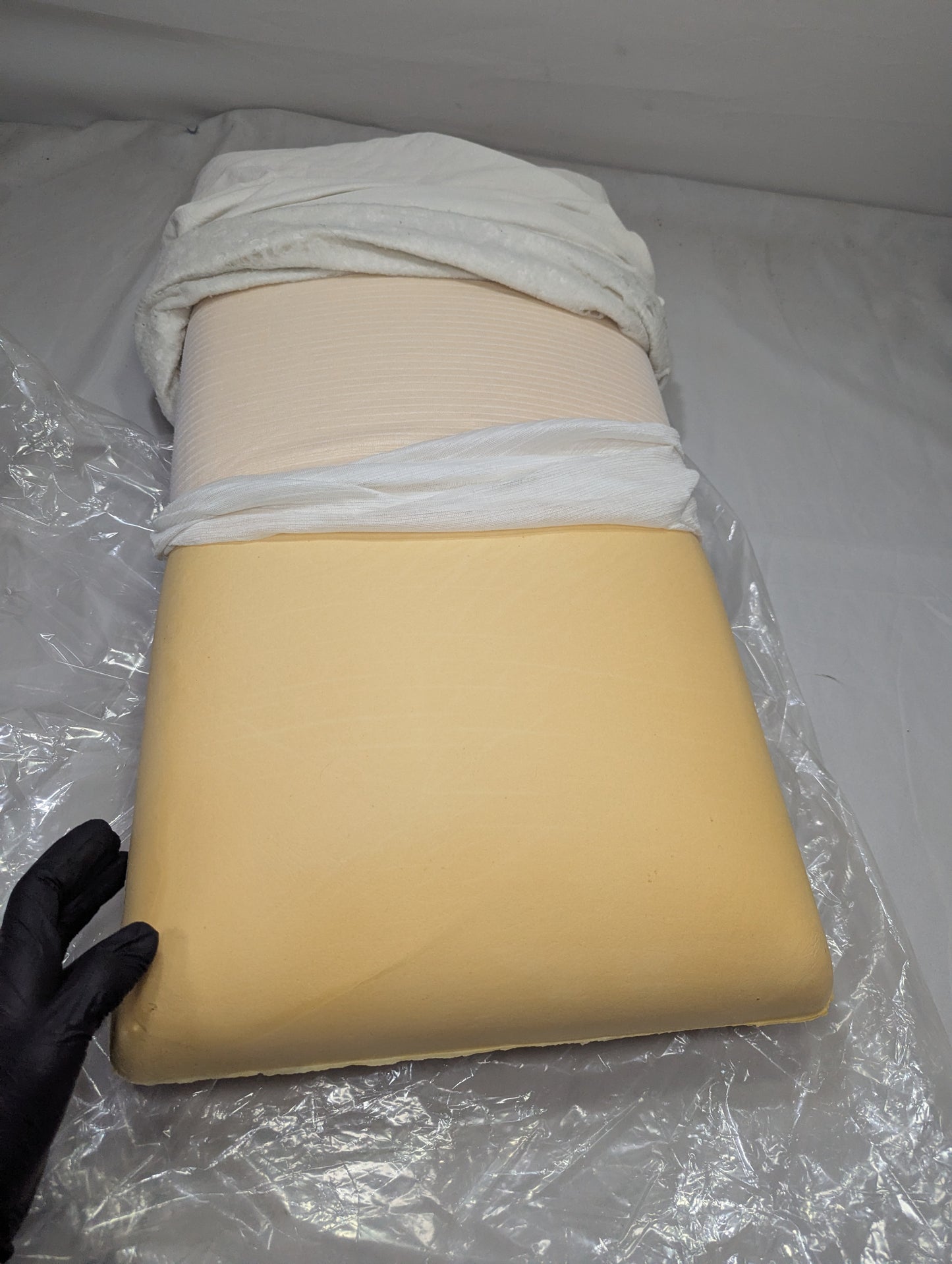 Imported Authentic Memory foam Pillow P0224