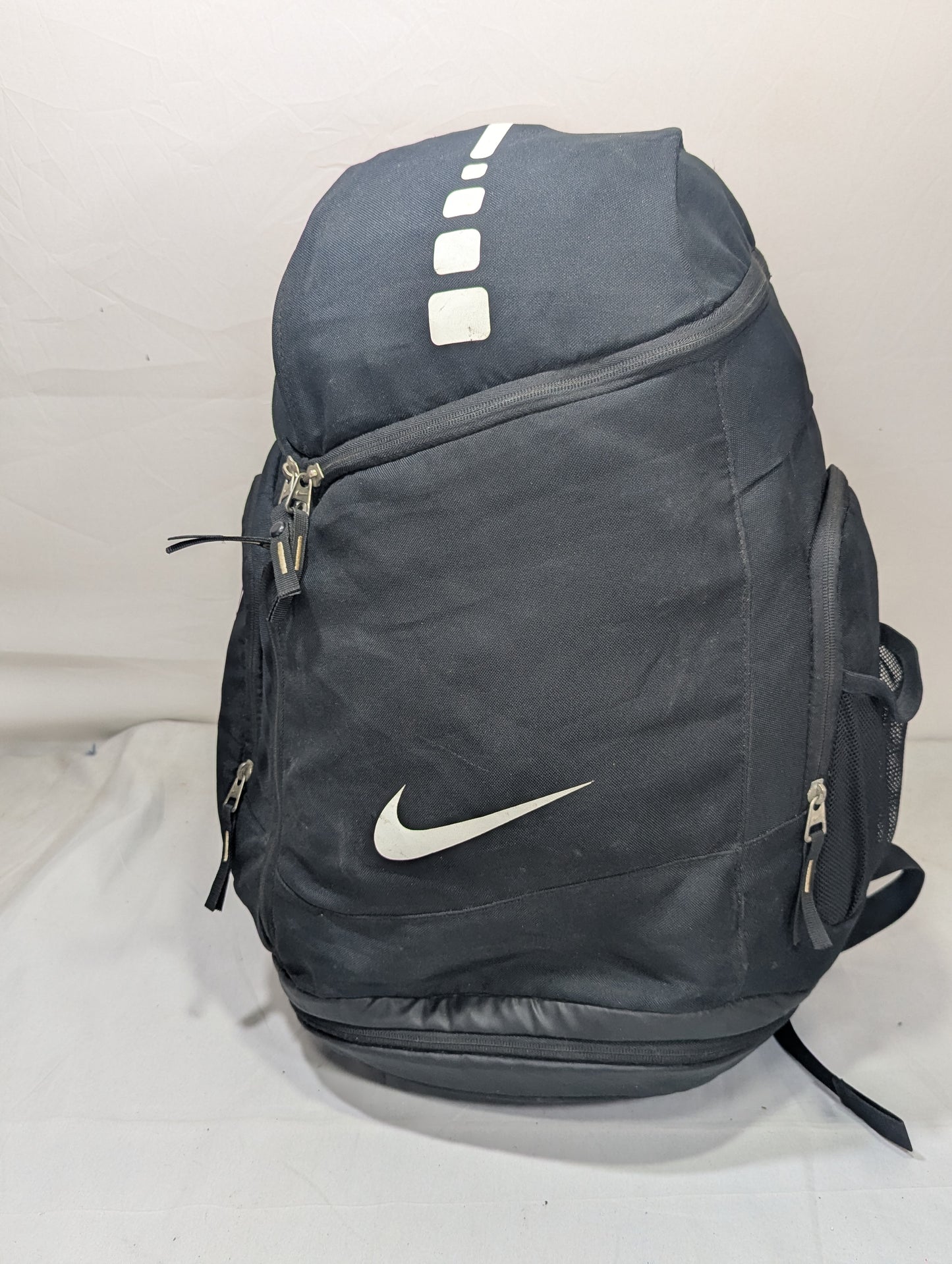 Nike Title will update soon