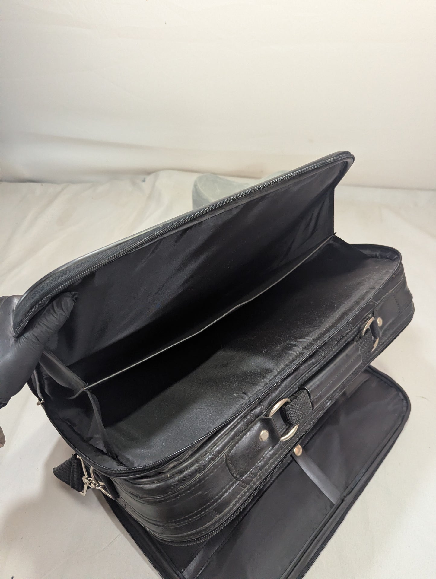Leather Title will update soon