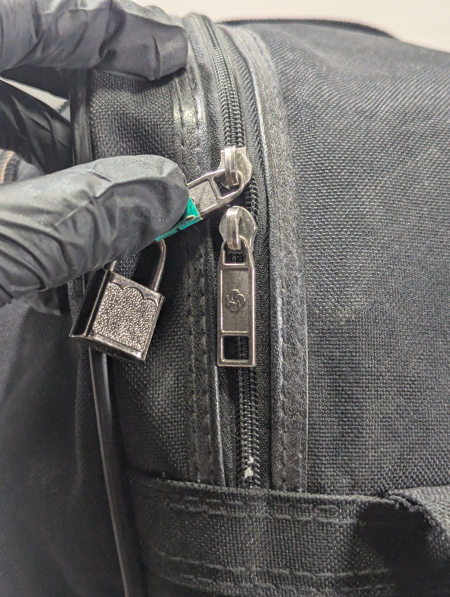 Samsonite Title will update soon