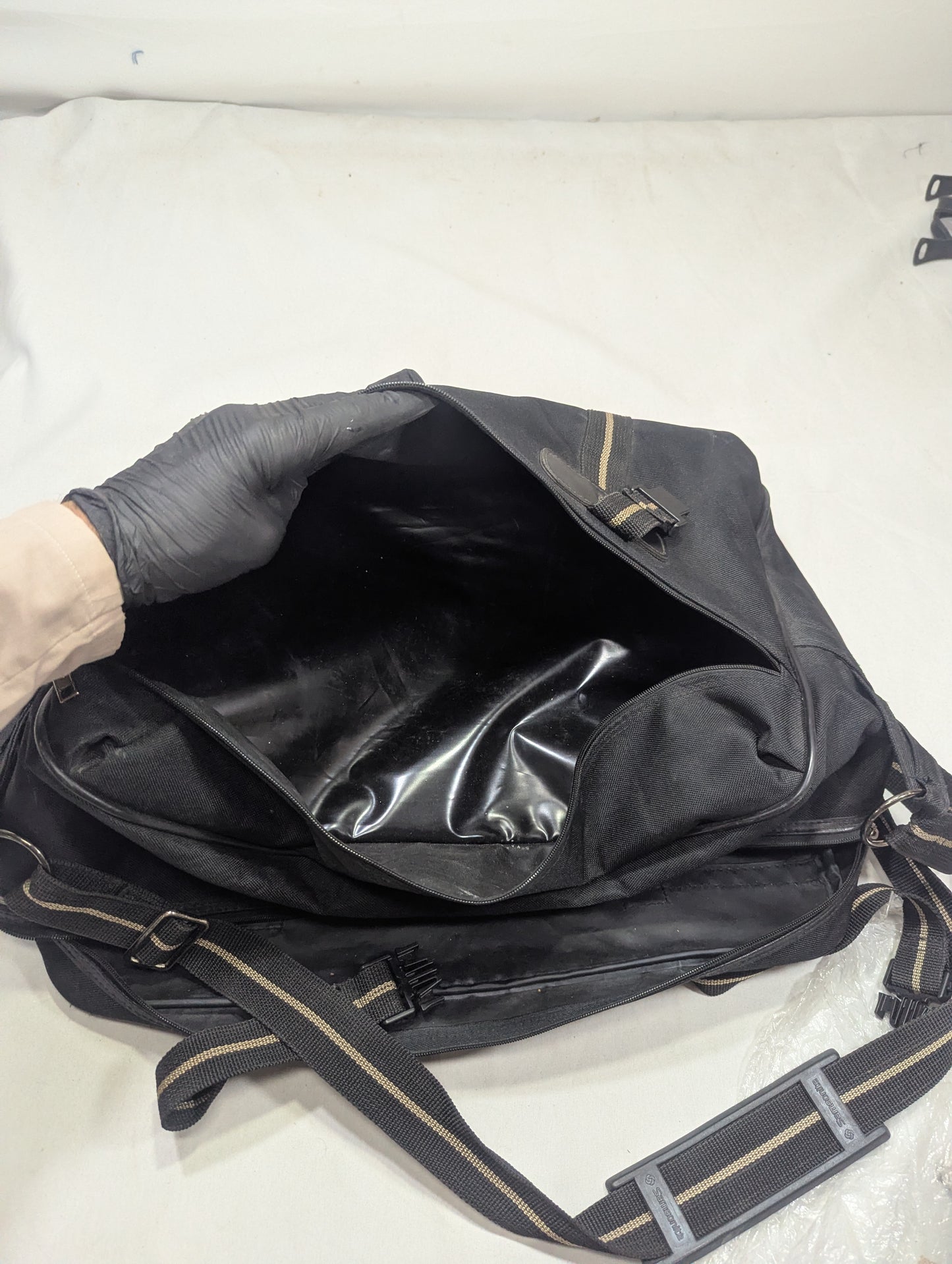 Samsonite Title will update soon