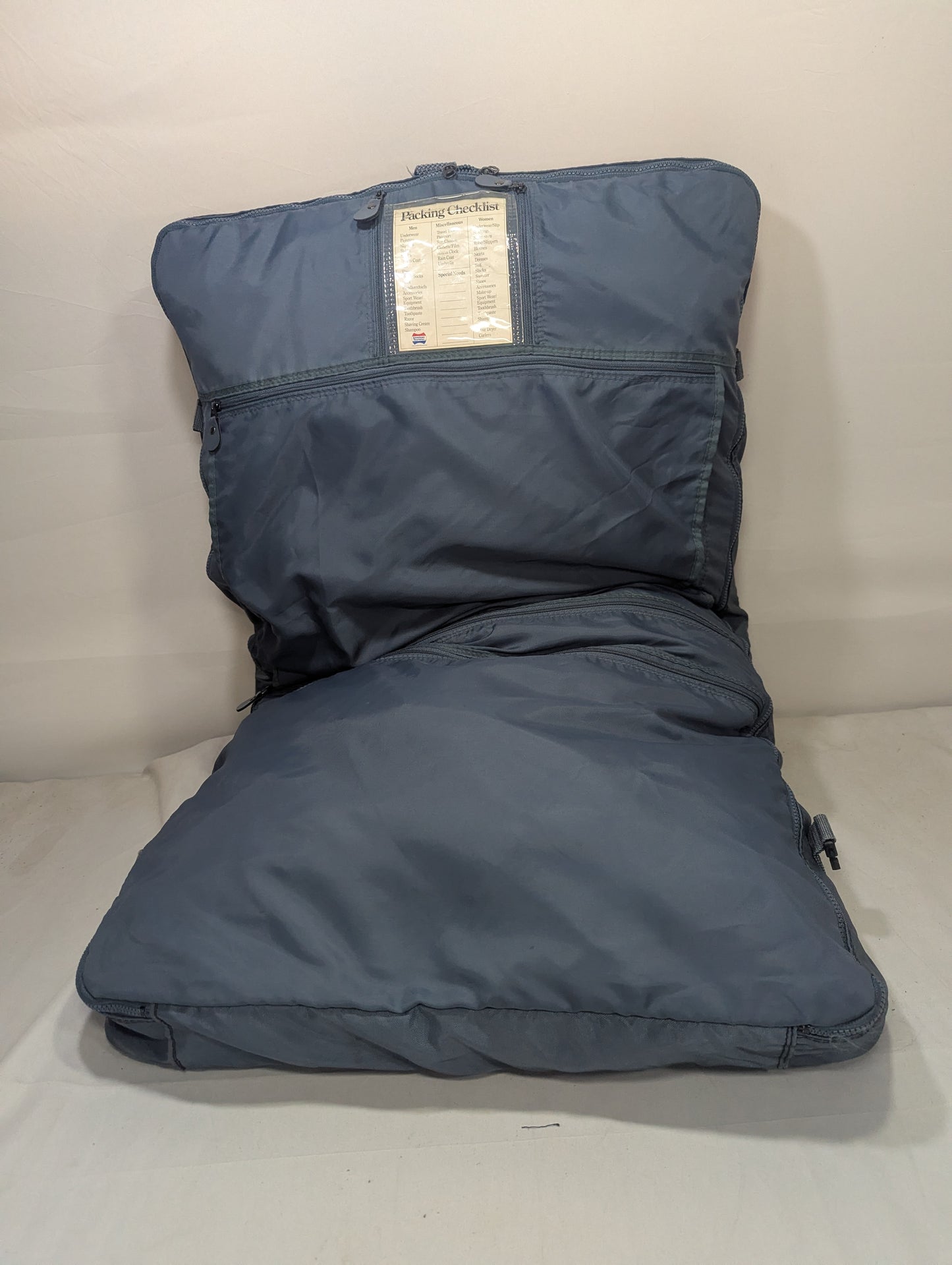 Suit Bag Title will update soon