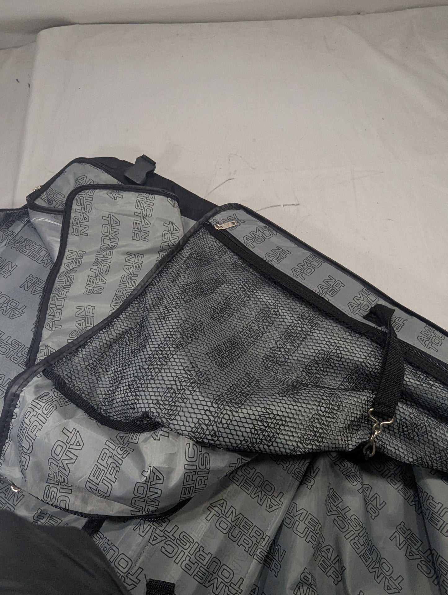Suit Bag Title will update soon