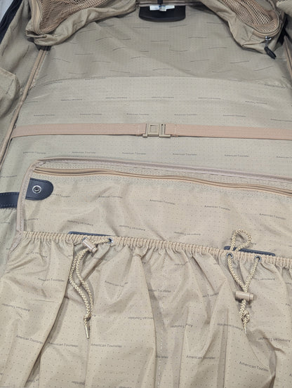 Suit Bag Title will update soon