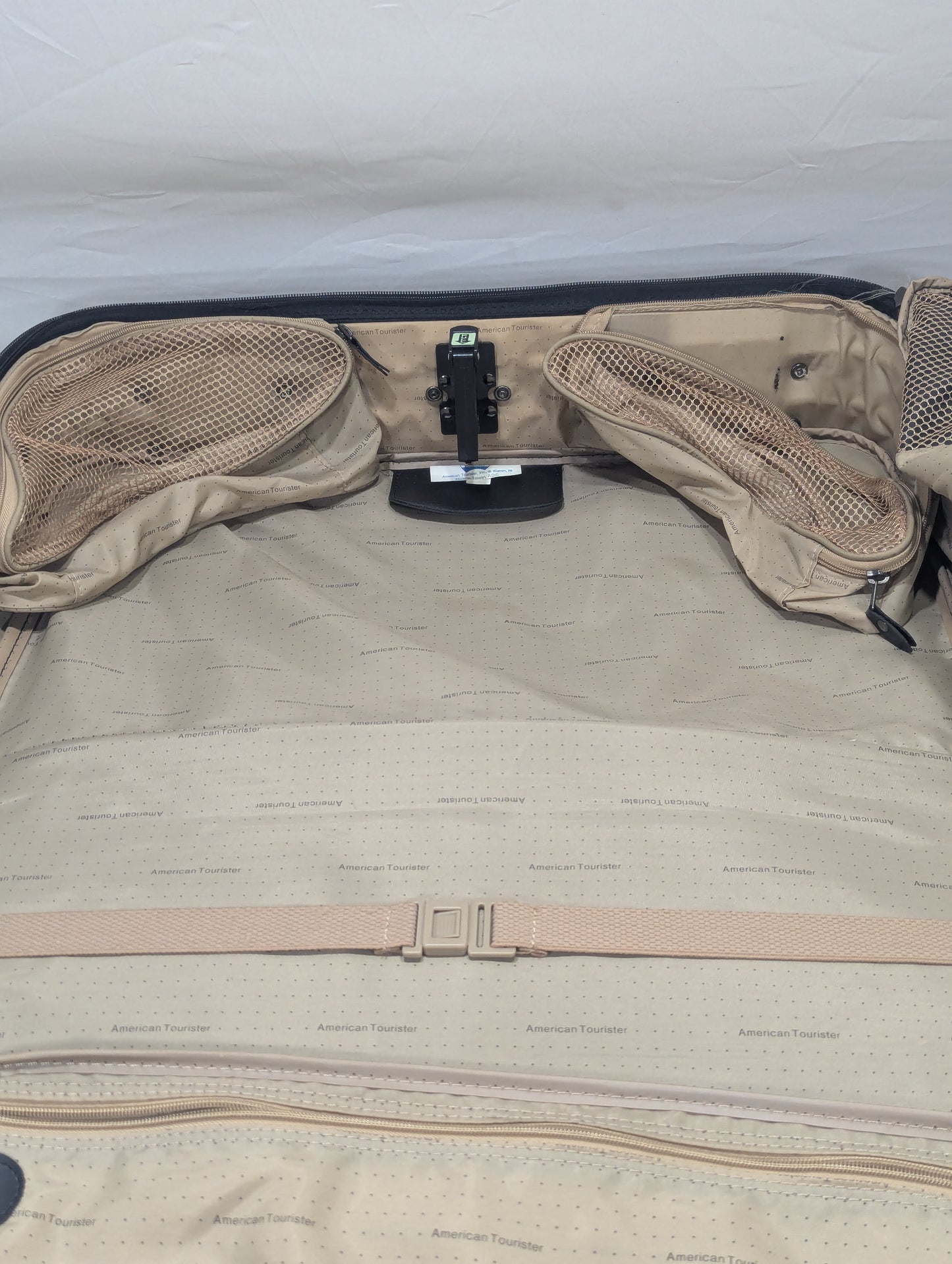 Suit Bag Title will update soon