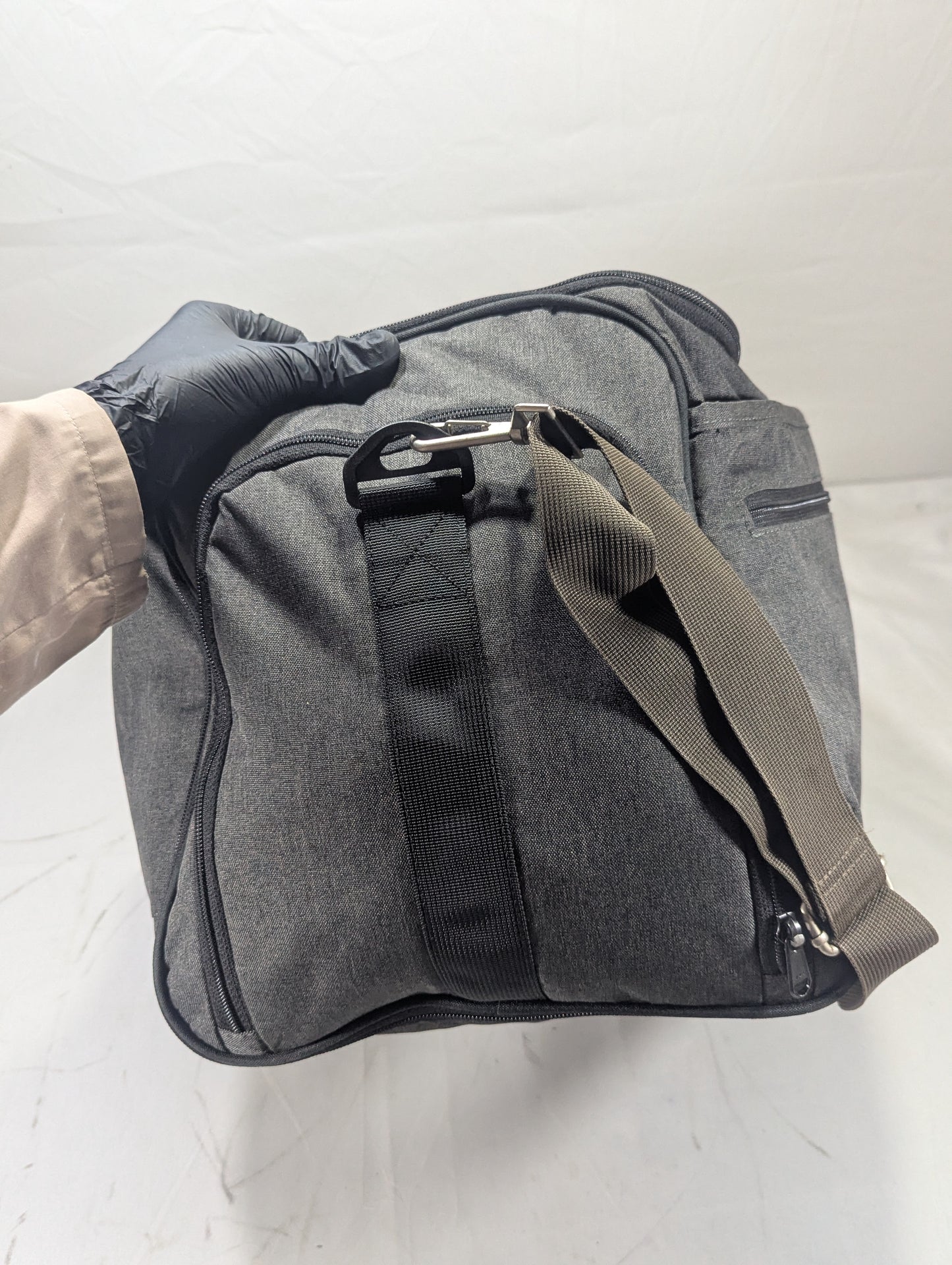 Suit Bag Title will update soon