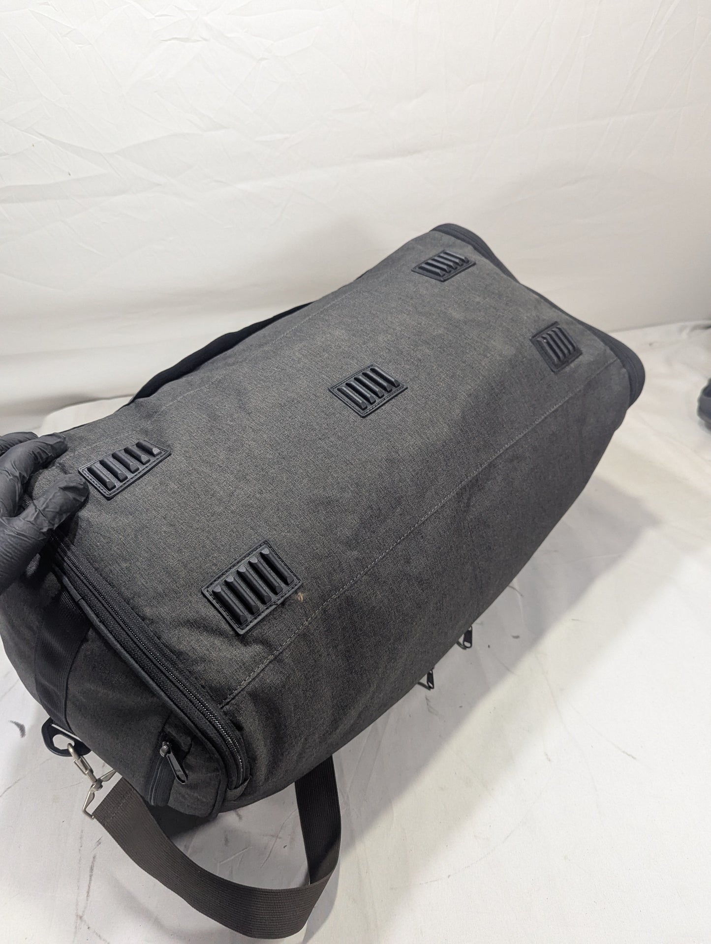 Suit Bag Title will update soon