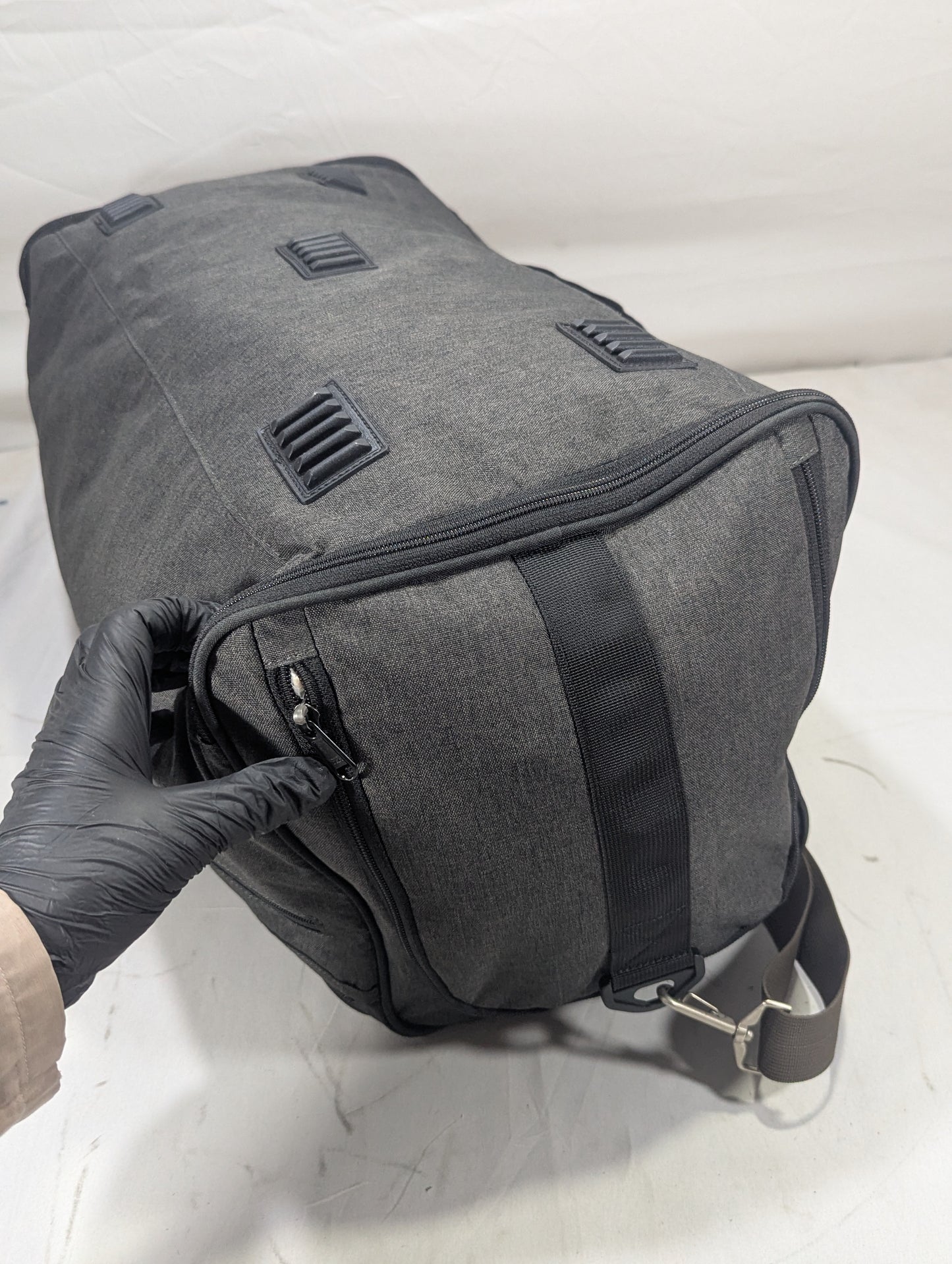 Suit Bag Title will update soon