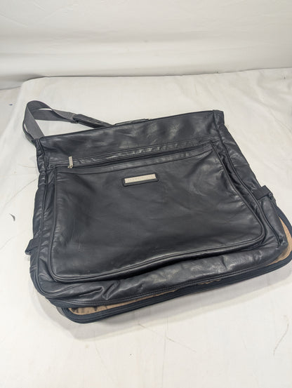 Suit Bag Title will update soon