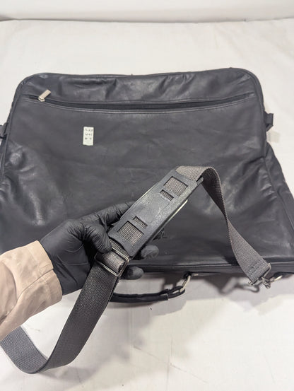 Suit Bag Title will update soon