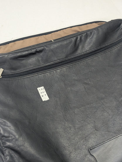Suit Bag Title will update soon