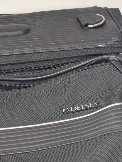 Suit Bag Title will update soon
