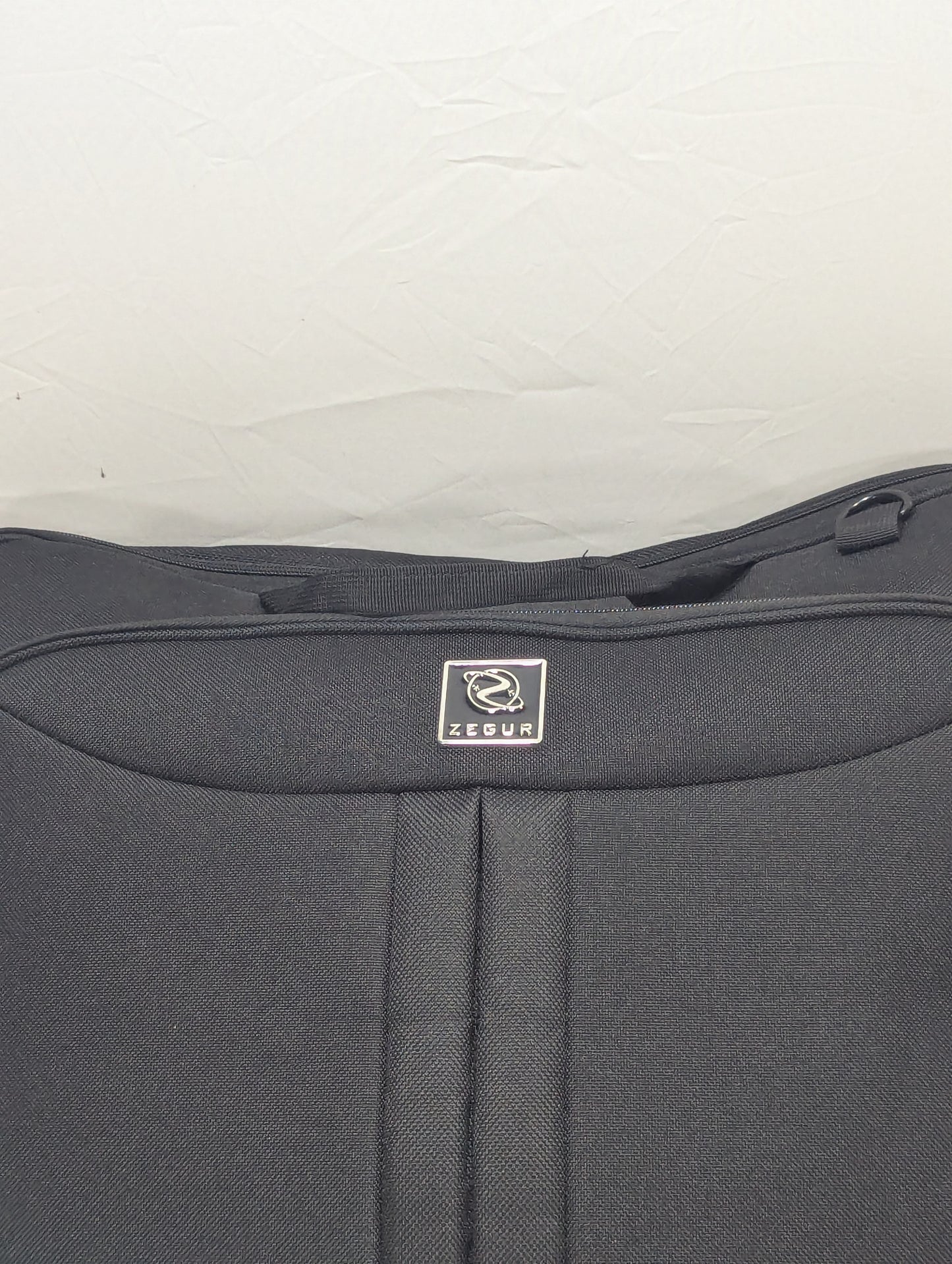 Suit Bag Title will update soon