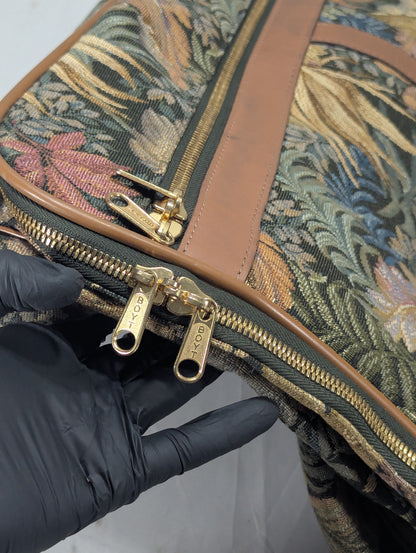 Suit Bag Title will update soon