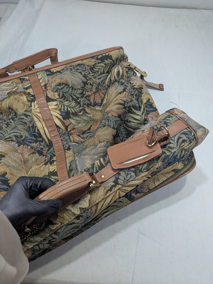 Suit Bag Title will update soon