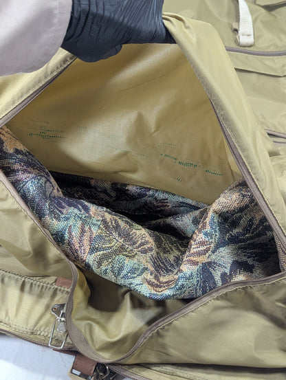 Suit Bag Title will update soon