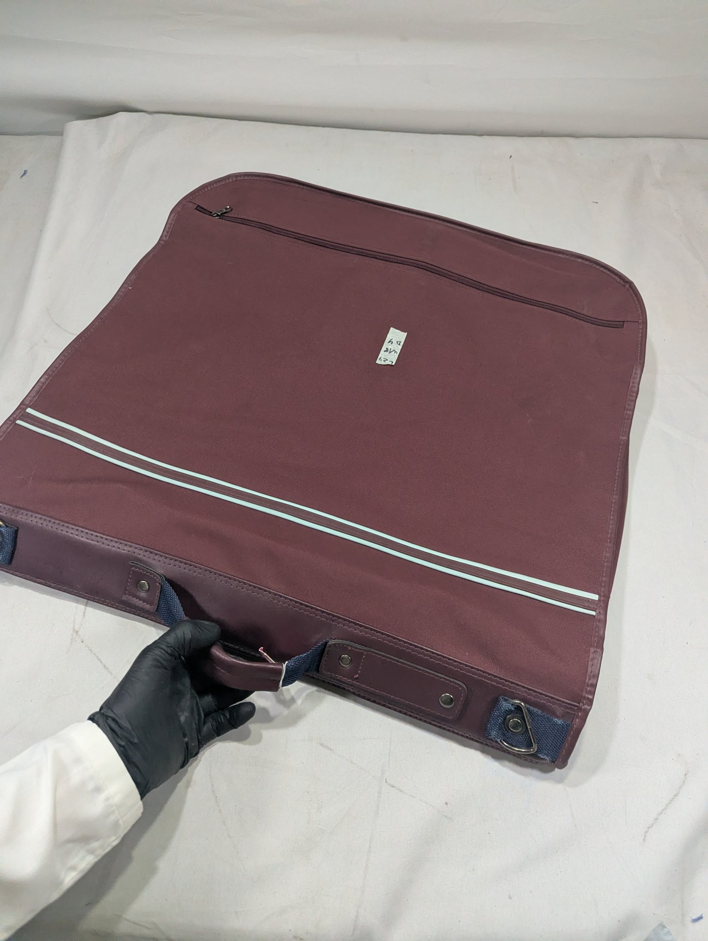 Suit Bag Title will update soon