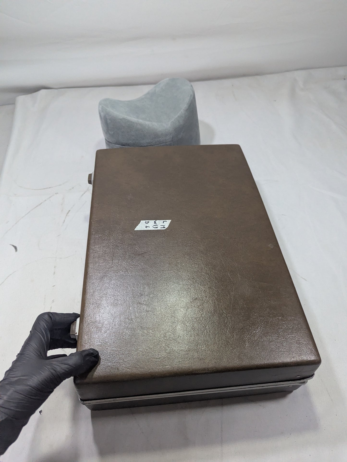 Samsonite Briefcase Title will update soon