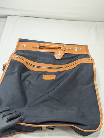 Suit Bag Title will update soon