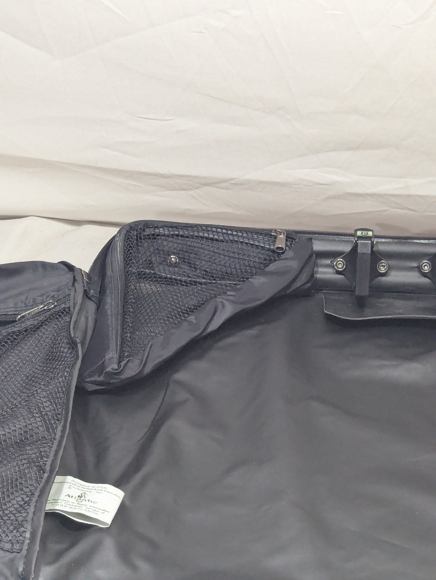 Suit Bag Title will update soon