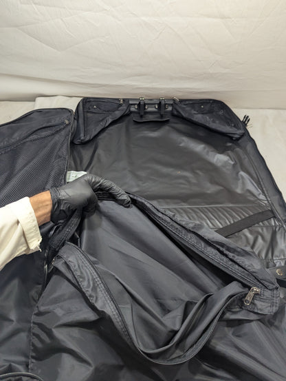 Suit Bag Title will update soon