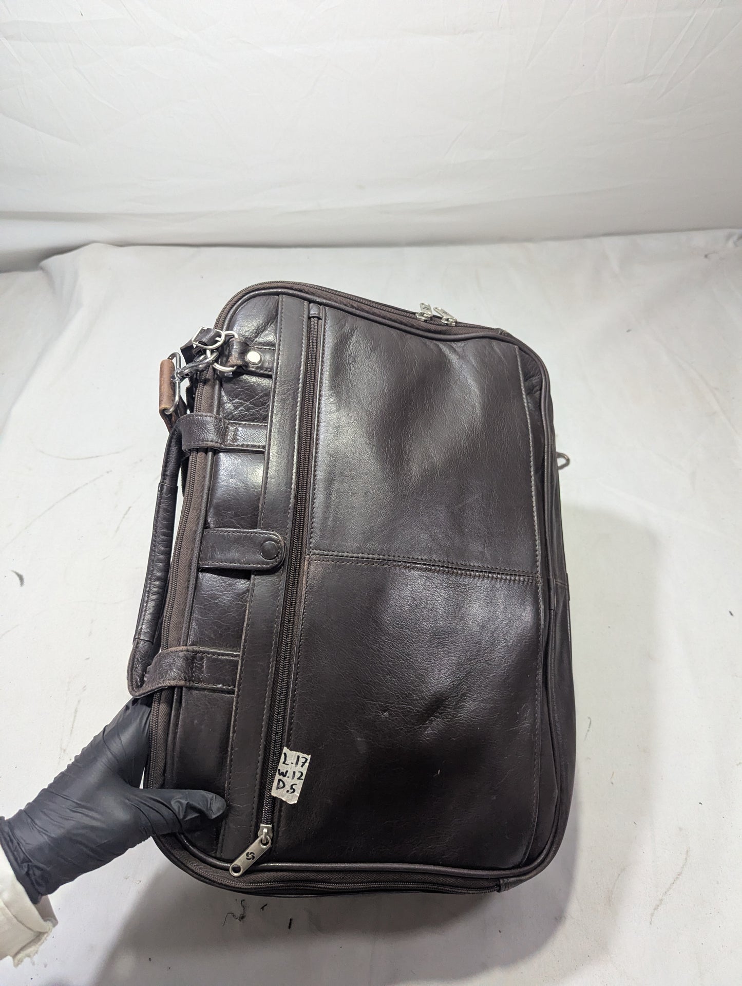 Leather Samsonite Title will update soon