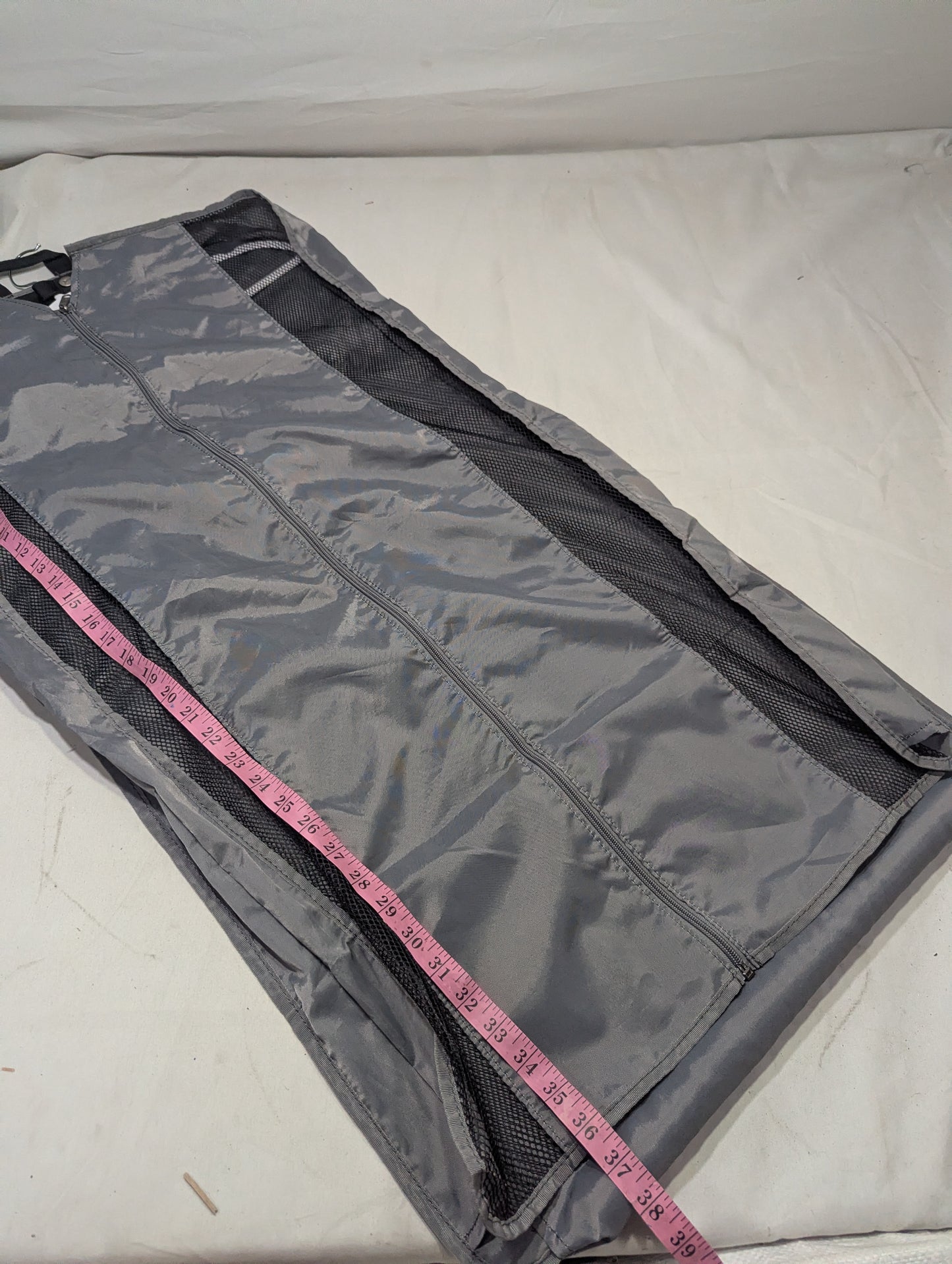 Suit Bag Title will update soon