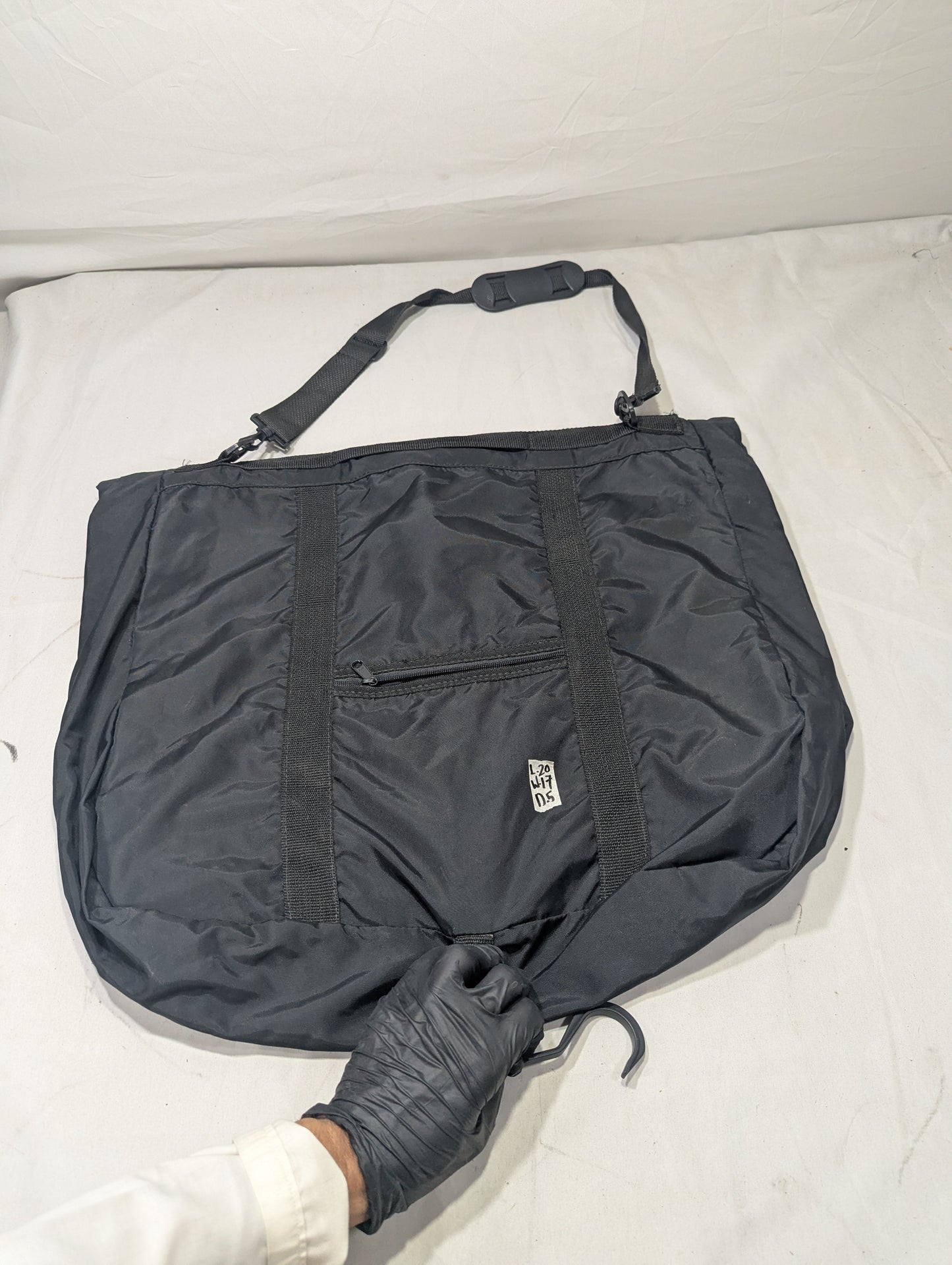 Suit Bag Title will update soon