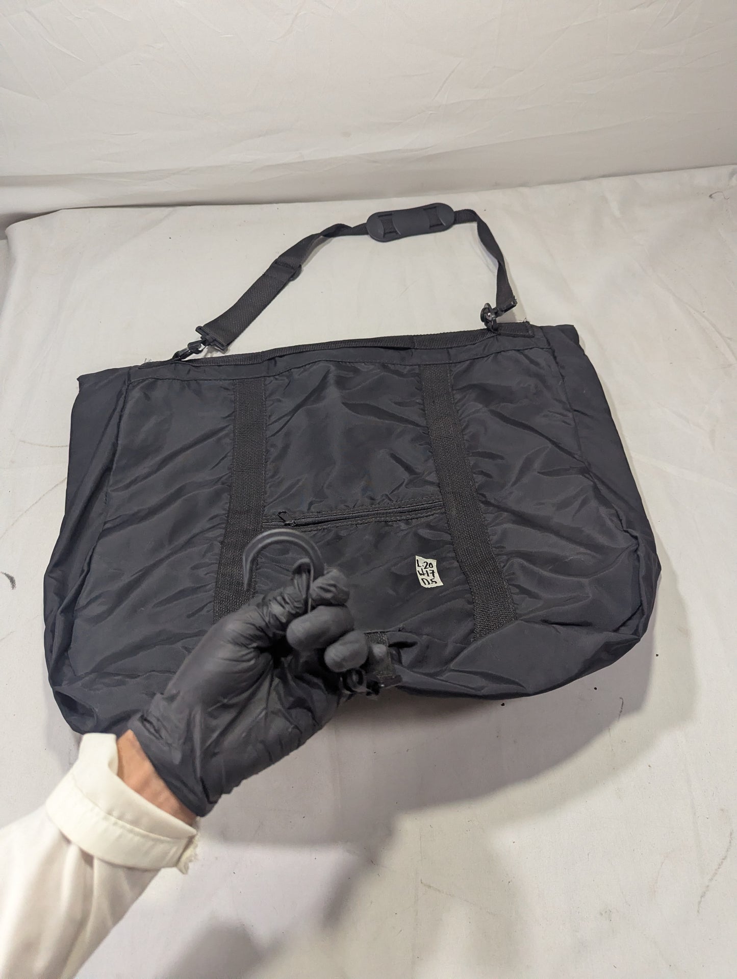 Suit Bag Title will update soon