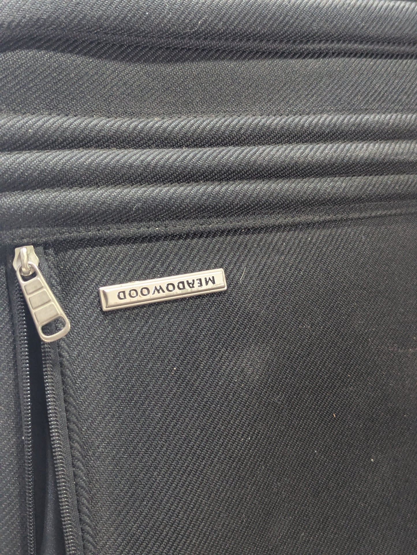 Suit Bag Title will update soon