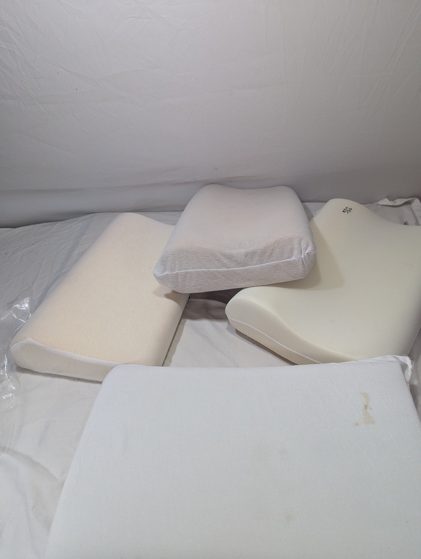 Pack of 04 Imported Authentic Memory foam Pillow P0236