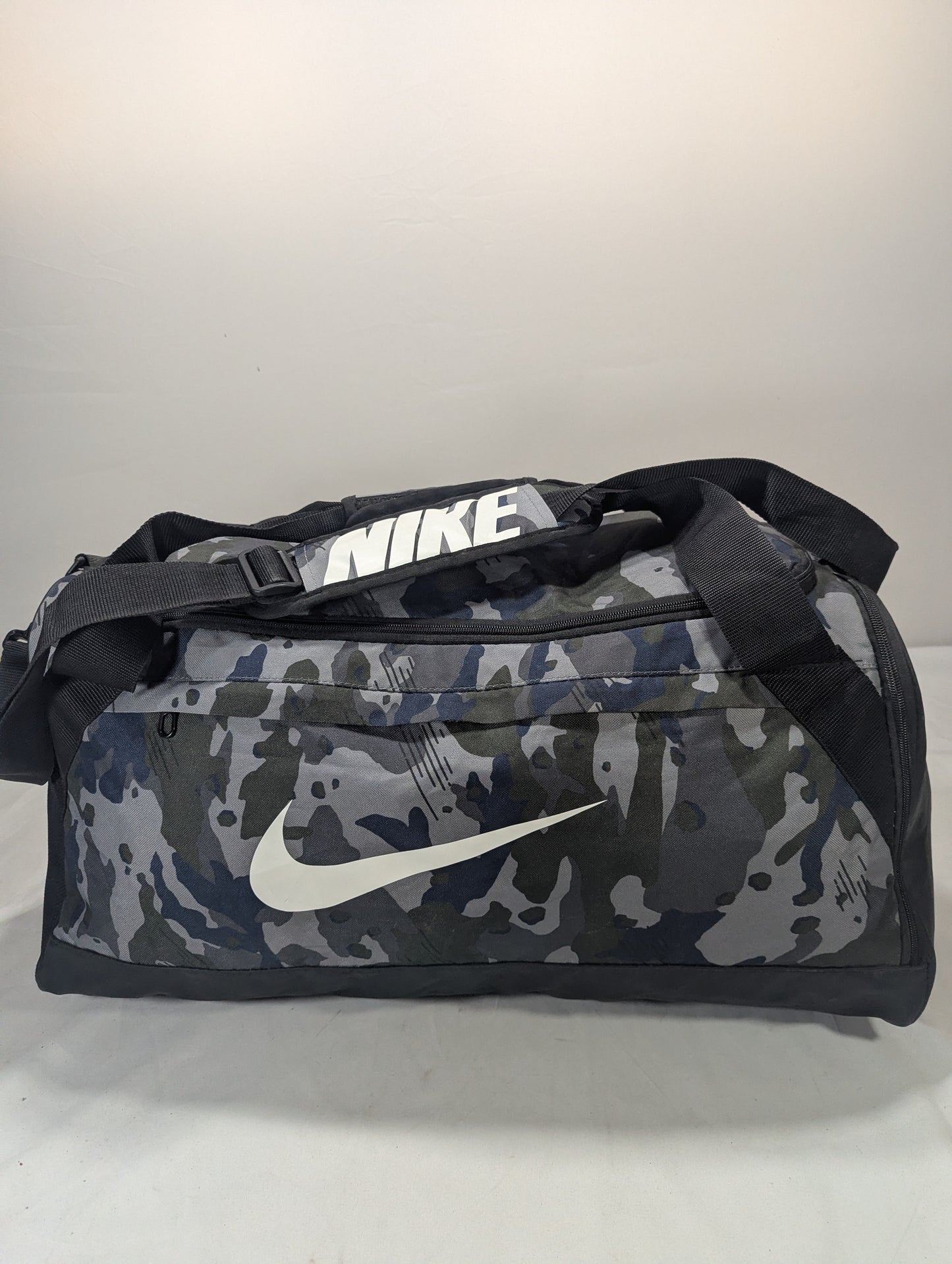 Nike Title will update soon