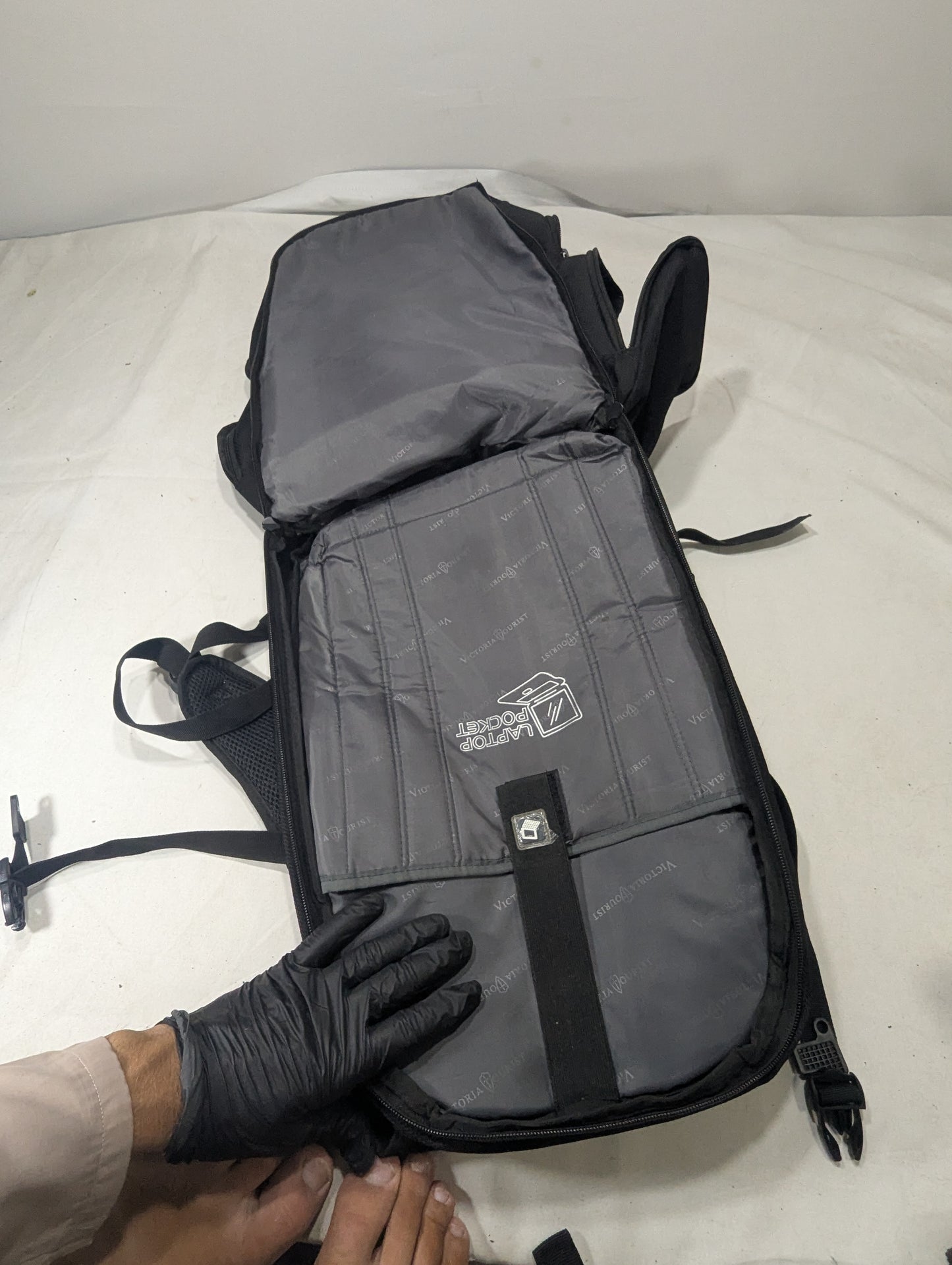 Victorinox Title will update soon