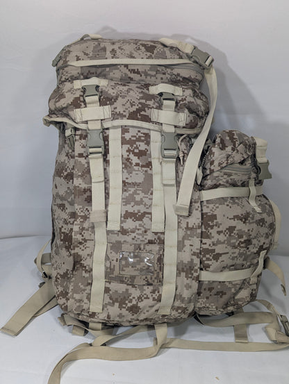 Military hiking bag, 40-45L